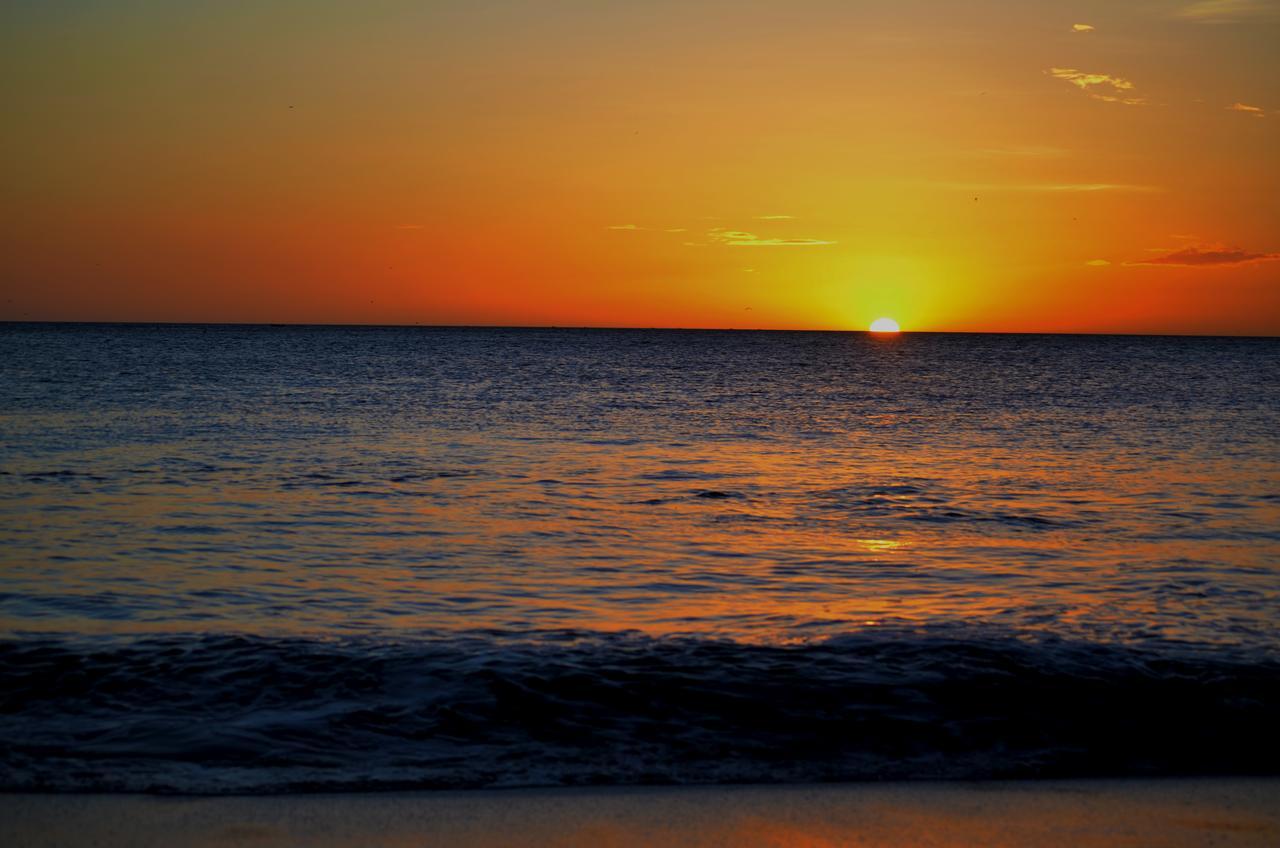 Sirena Surf Lodge Miramar Nicaragua Екстериор снимка